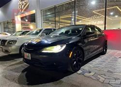 Chrysler 200